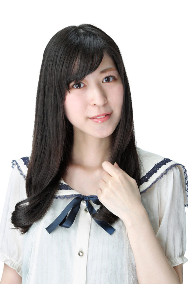 鳥部 万里子